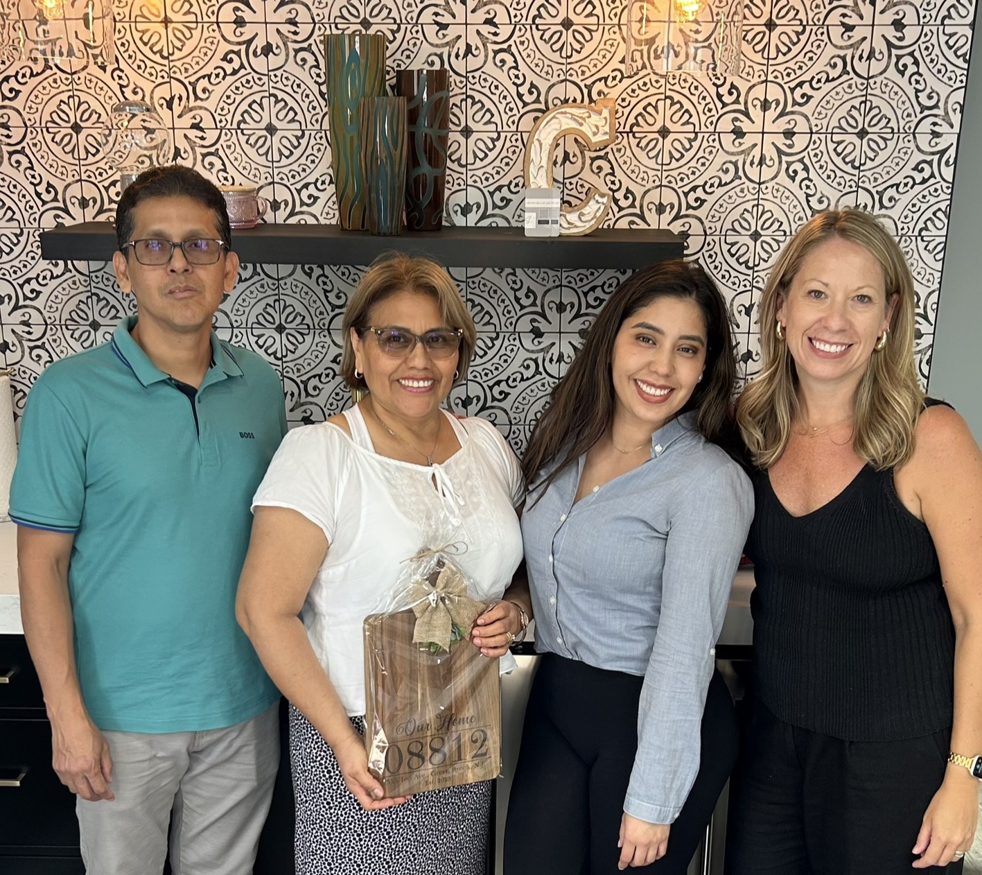 353 Top - Brooke with clients 2